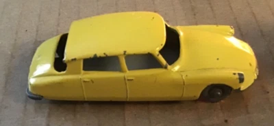 Matchbox Series #66 Citroen DS19 Yellow Lesney Die Cast Made In England  - Image 1 of 4