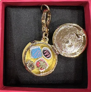 Juicy Couture 2013 nuevo con etiquetas caja amarilla de petite fours encanto (retirado) Yjru7331 - Imagen 1 de 5