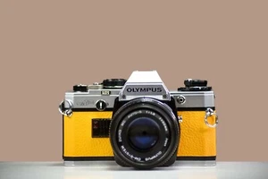 OLYMPUS OM10 35mm Film Camera w/ 50mm f/1.8 Zuiko Lens Yellow Leather | Serviced - Picture 1 of 6