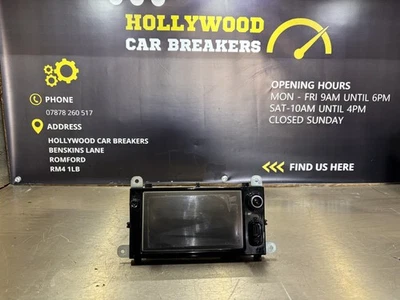 RENAULT CLIO MK4  SAT NAV RADIO MULTIMEDIA DISPLAY SCREEN 281158826R - Image 1 of 4