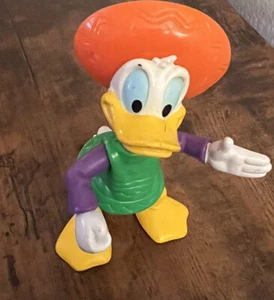 Disney’s Donald Duck with orange sombrero hat 1993 Epcot Center figurine 4" - Picture 1 of 4