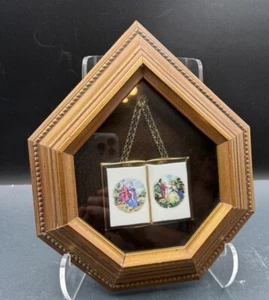 Vintage Keramik Buch Ornament auf vergoldetem Schattenkasten Rahmen Bild M125 - Bild 1 von 7