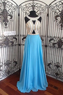 VESTIDO DE GRADUACIÓN G1669 RACHEL ALLAN RUNWAY 1GP4516 AZUL CIELO TALLA 4 $399 CON CUENTAS CONCURSO Foto 1 de 4