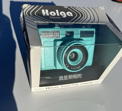 Holga 135 35mm Film Camera - Teal Blue - New In Box - Image 1 of 4