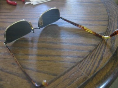 Винтажные поляризованные солнцезащитные очки Scott BALBOA черепаховый панцирь сделано в Италии? На запчасти - Изображение 1 из 4