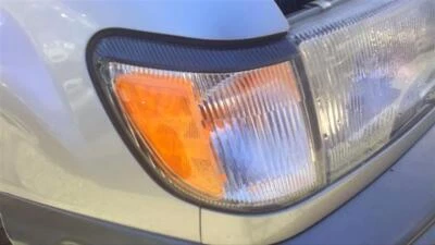 Used Turn Signal / Parking Light Assembly fits: 1999 Subaru Forester Park Lamp-T - Image 1 of 4