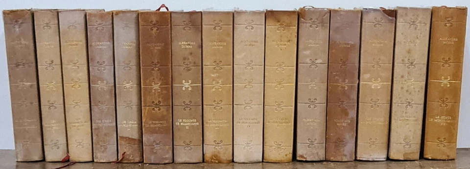 ALEXANDRE DUMAS. COLLECTION OF 6 WORKS. EDIT. BOUTAN MARGUIN. 15 VOL. CIRCA 1960 - Image 1 of 1