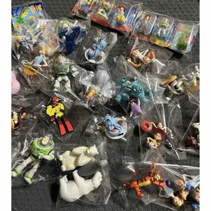 Various figures - Picture 1 of 5