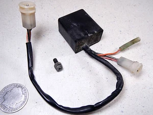 89 YAMAHA YFM250 YFM 250 MOTO 4 CDI IGNITION BLACK BOX & MOUNTING SCREW - Picture 1 of 11