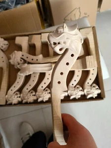 Piezas/accesorios de violín tallado a mano de arce 4 cuerdas 4/4 cabeza de dragón - Imagen 1 de 8