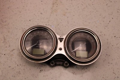 TRIUMPH BONNEVILLE T120 BLACK EDITION Speedometer/Dash (17,900 Miles) - Image 1 of 4