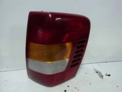 Luz trasera de pasajero a través del 11/11/01 para 99-02 Grand Cherokee 116509 Foto 1 de 2