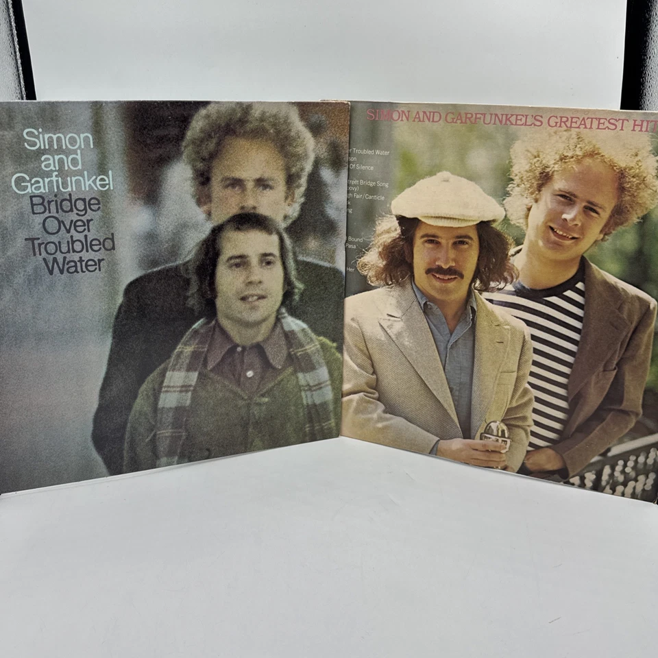 Simon And Garfunkel's Greatest Hits and Bridge Over Troubled Water Vinyl Lot (2) - Image 1 of 4