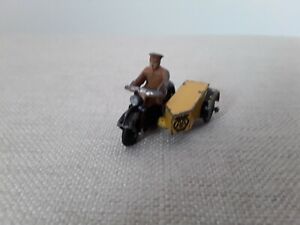 Meccano Dinky Toys 44b AA Motorcycle rider 1946 - 50.
