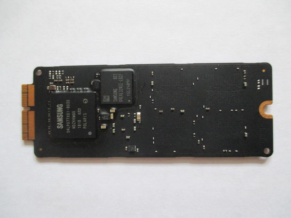 Genuine Apple 256GB SSD SAMSUNG MZ-JPV2560/0A3 655-1858D - Image 1 of 2