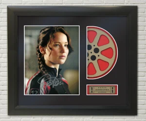 Jennifer Lawrence Reproducción enmarcada Firma Foto Carrete Exhibición 2 - Imagen 1 de 4
