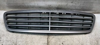 2005-2007 Mercedes-Benz C230 W203 conjunto de grade de montagem no capô fabricante de equipamento original - Imagem 1 de 4
