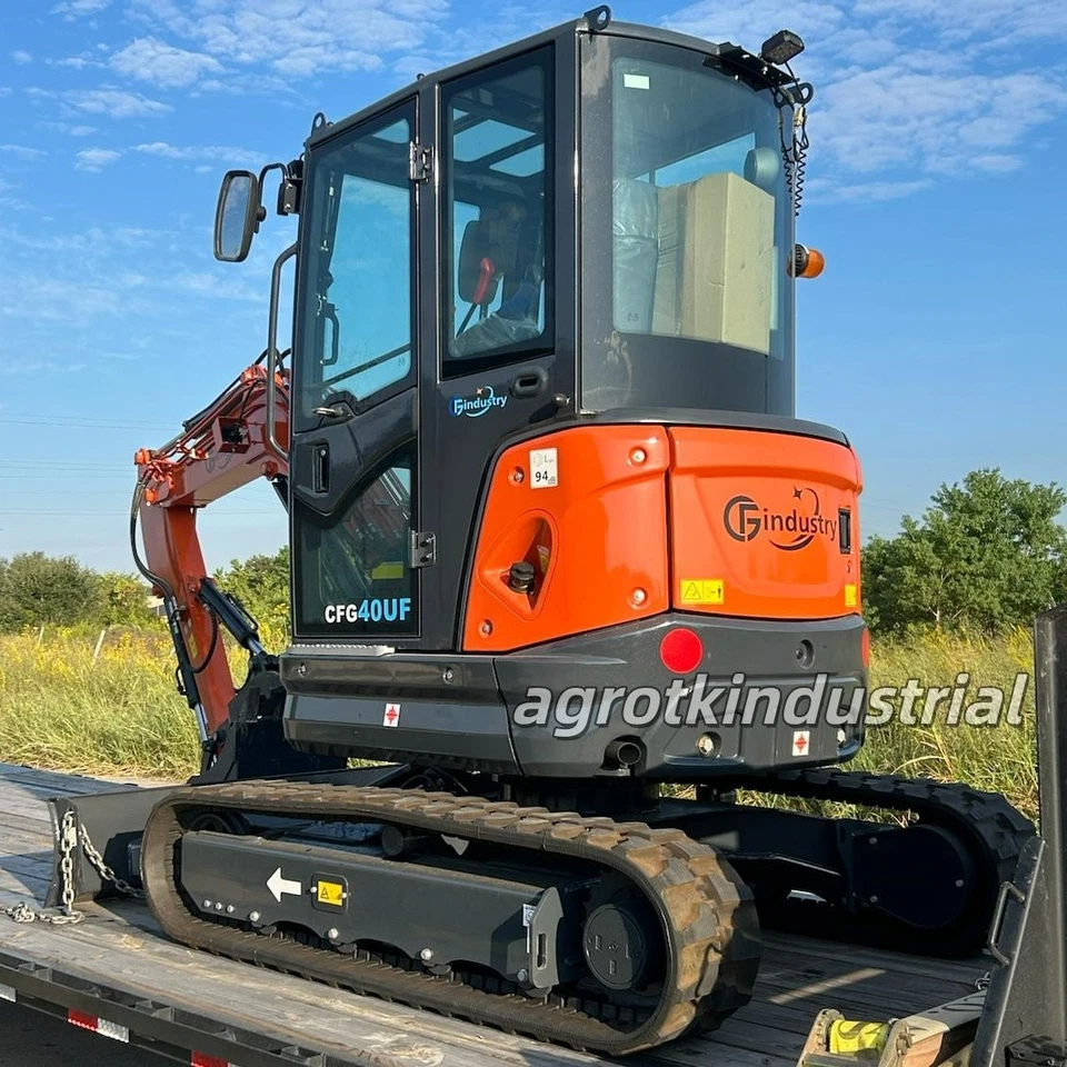 AGT 4 Ton 25HP Excavators Kubota Engine w/Hydraulic Crawler Diesel EPA CFG40UF