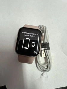 Apple Watch Series 4 40mm rose gold Aluminum Case Sport Band (GPS+ cellular) - Photo 1 sur 5