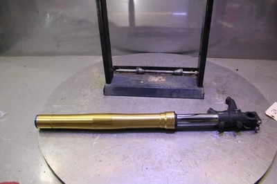 13-24 HONDA CBR600RR LEFT FRONT FORK SHOCK SUSPENSION Straight Foto 1 de 4