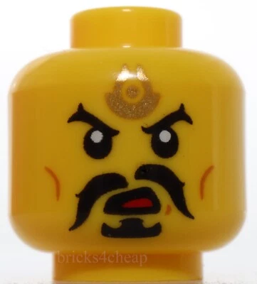 Lego bigote amarillo y perilla oro frente tatuaje mediano turrón líneas mejillas Foto 1 de 2
