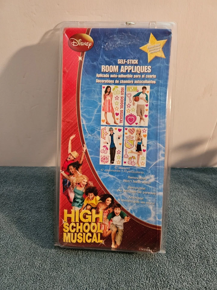 Blue Mountain Wallcoverings GAPP1820 High School Musical Self-Stick Room Appliq