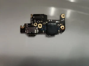 Płyta portu ładowania USB, gniazdo słuchawkowe Motorola Moto One 5G Ace / G 5G XT2113 - Zdjęcie 1 z 2