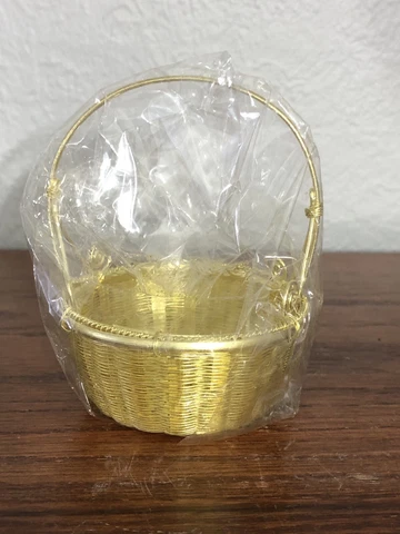 🧺Vintage Gold Metal Woven Wicker Basket with Scroll Handle 3.5" NOS Cover