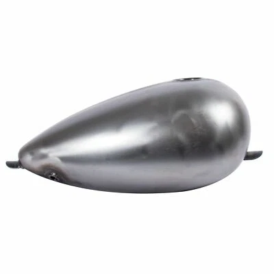 Custom Alien Head Fuel Tank for Harley/Bobber Centre Filler 7.1L/2.1 US Gallons - Image 1 of 4
