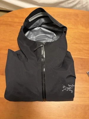 Chaqueta Arcteryx Beta Hombre Mediana Negra Usada 5X $AVE Foto 1 de 4