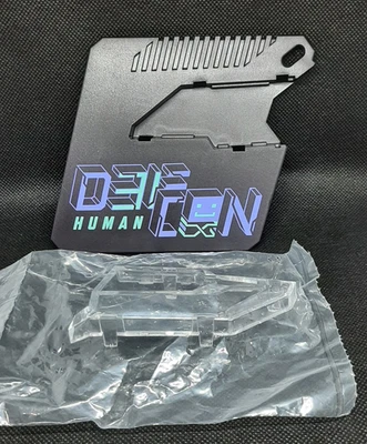 2023 DEF CON 31 Convención Insignia Humana y Soporte SAO DEFCON | Nunca Usado Foto 1 de 4