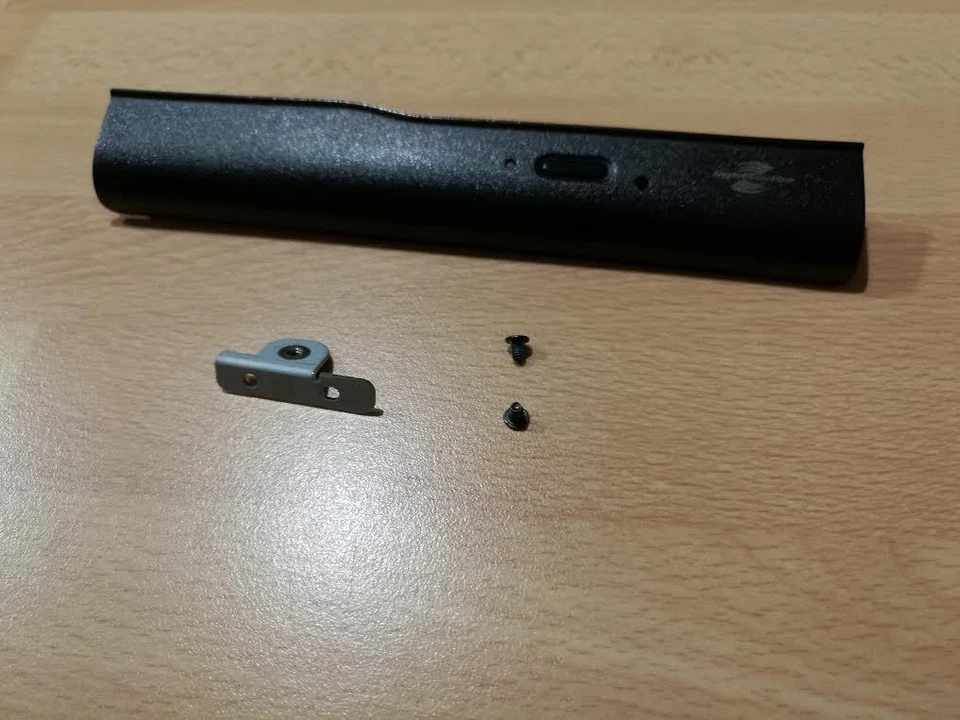 HP compaq presario CQ60 Cover Bezel CD/DVD Burner Dvd-Rw Flip Player CD - Image 1 of 1