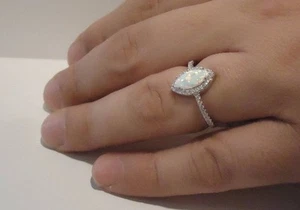 ANILLO PARA OJOS DE GATO CON DIAMANTES Y GEMAS DE ÓPALO SIMULADOS DE LABORATORIO DE 3 QUILATES PLATA ESTERLINA 925 - Imagen 1 de 1