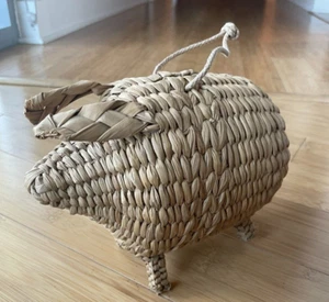 Vintage Hanging Raffia Wicker Pig Shaped Piggy Bank Boho Retro Decor - Picture 1 of 8