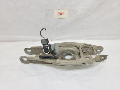 Brazo de control inferior trasero derecho del pasajero BMW 328i 335i 2007-2013 33326772899 Foto 1 de 4