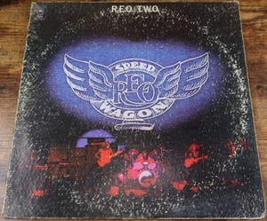 REO Speedwagon R.E.O./T.W.O. LP (1972) Epic KE31745 Rock VG/VG Record - Imagen 1 de 4