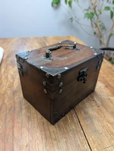 Rezept Aktenbox Holz Klappdeckel braun leer Karten Teiler - Bild 1 von 12