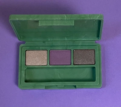 Paleta de sombras de ojos CLINIQUE PLUM SEDUCTION Color Surge púrpura 0,03 oz mini NUEVA Foto 1 de 3