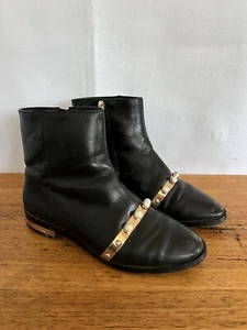 🌟 UGG AUSTRALIA black Sheepskin Lined Leather ankle Boots Booties 6 37 - Picture 1 of 6