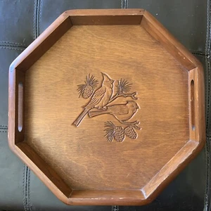 Vintage Kardinäle und Tannenzapfen 13" achteckiges Holz Tablett/Wandbehang - Bild 1 von 6