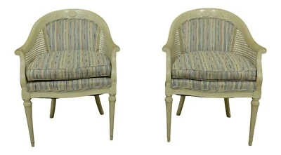 F51800EC: Par de sillones laterales de caña decorados con pintura estilo francés Luis XVI Foto 1 de 4