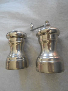 Vintage Set of Salt Shaker & Pepper Grinder Bright Heavy Metal Unbranded - Picture 1 of 4