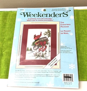 Kit de punto de cruz contado Weekenders The Christmas Package Kit 03343 Cardinal Nuevo en paquete - Imagen 1 de 3