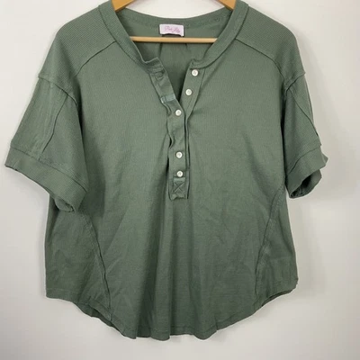 Top para mujer Henley acanalado verde lirio rosa manga corta con botones S Foto 1 de 4
