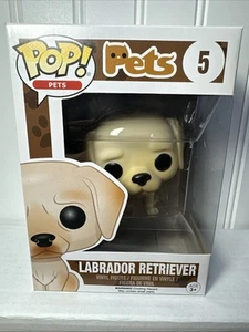 Funko Pop! Figura de vinilo abovedada de laboratorio Labrador Retriever amarillo Pets #5 - Imagen 1 de 6