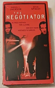 The Negotiator VHS Samuel L. Jackson Kevin Spacey - TESTED - Picture 1 of 5
