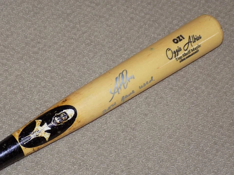Ozzie Albies Birdman Bats Game Used Signed Bat 2021 Atlanta Braves World Champs Cover