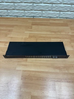 ZyXEL GS1100-24 / 24-Ports Rack-Mountable Ethernet Switch - Image 1 of 2