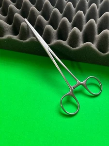 Codman 34-4120 Rochester Ochsner Classic Forceps - 1x2 Teeth - Picture 1 of 2