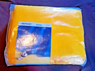 Vintage Beacon Blanket Yellow Gold Acrylic Twin Full 72 x 90 Floral Edge NEW - Image 1 of 4